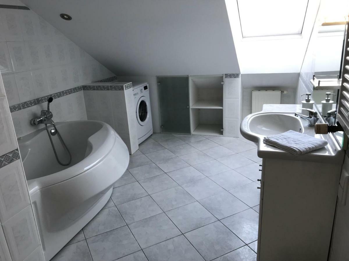 Апартаменты Apartament Jablonskiego Гданьск Экстерьер фото